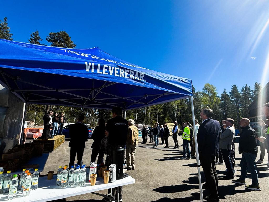 Företagsbesök Karl Hedin, Vyn utifrån